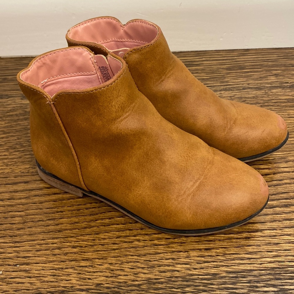 Cat & Jack boots